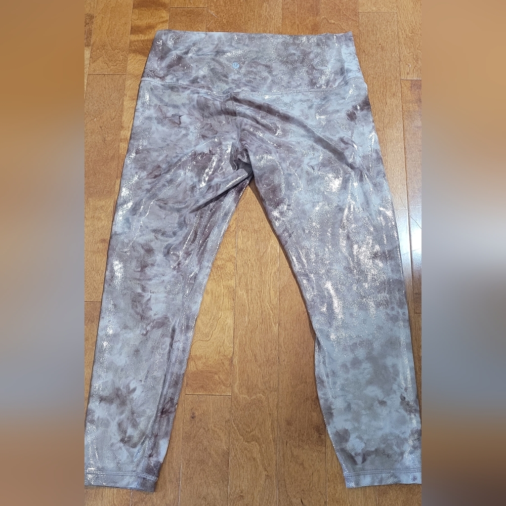 Lululemon Capri leggings. Size 14! Fun metallic!